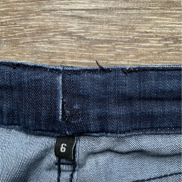 Kut From the Kloth Dark Wash Straight Leg Jeans 6 - Picture 2 of 7